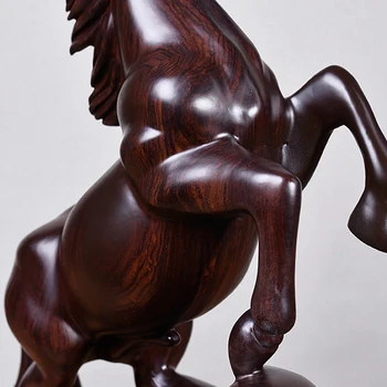 Arta Modernă Întreaga Lemn Sculptură Lemn Masiv De Cai Spre Succes Statuie Home Office Bara De Decor Animal Statuie